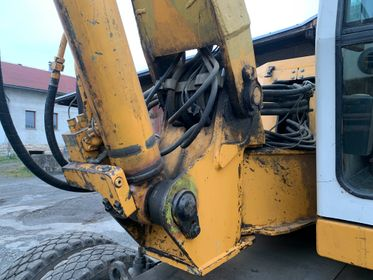 Liebherr A 310 B/ 2000/ 15 211 mth (14)