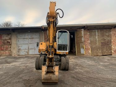 Liebherr A 310 B/ 2000/ 15 211 mth (2)