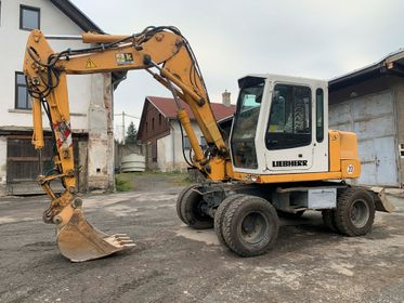 Liebherr A 310 B/ 2000/ 15 211 mth (9)