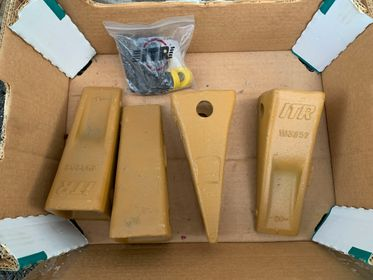 Liebherr A 310 B/ 2000/ 15 211 mth (82)