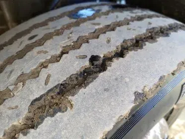 Renault Midlum 210/ 2000/ 501 650 Km (15)