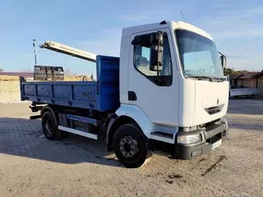 Renault Midlum 210/ 2000/ 501 650 Km (3)
