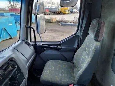 Renault Midlum 210/ 2000/ 501 650 Km (22)