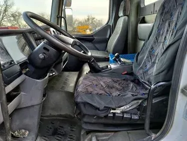 Renault Midlum 210/ 2000/ 501 650 Km (19)