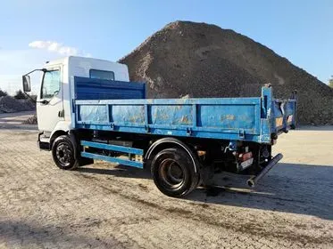 Renault Midlum 210/ 2000/ 501 650 Km (4)