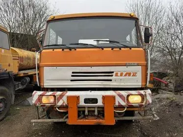 Speciální automobil cisternový LIAZ / 1990 / 8 685 m/h (2)