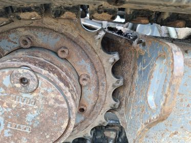 TAKEUCHI TB 216 (22)