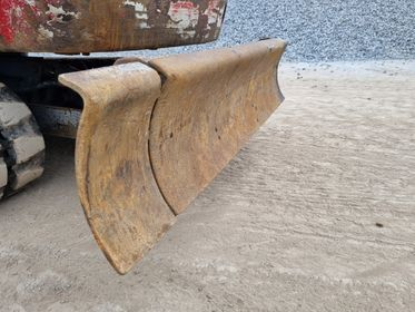 TAKEUCHI TB 216 (23)