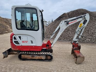 TAKEUCHI TB 216 (10)