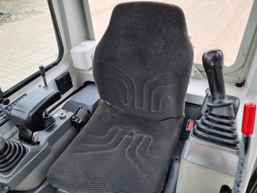 TAKEUCHI TB 216 (17)