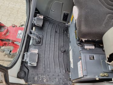 TAKEUCHI TB 216 (19)