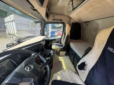 Mercedes-Benz ACTROS 1845 LSNRL / 2016 / 865 500 km (13)