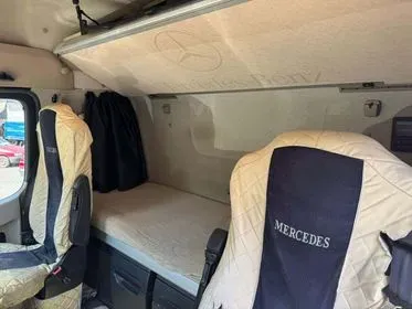 Mercedes-Benz ACTROS 1845 LSNRL / 2016 / 865 500 km (17)