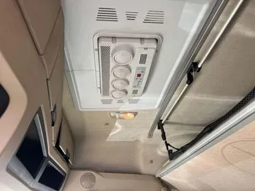 Mercedes-Benz ACTROS 1845 LSNRL / 2016 / 865 500 km (18)