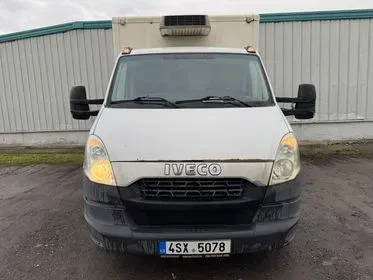 IVECO 35s13 / 2011 / 353 974 km (2)