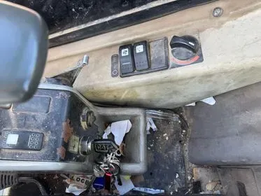 CATERPILLAR 302.5C / 2007 / 9 126 m/h (13)