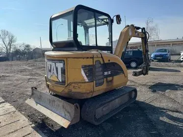 CATERPILLAR 302.5C / 2007 / 9 126 m/h (4)