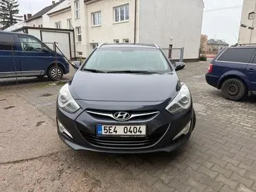 Hyundai i40 / 2013 / 221 000 km (2)