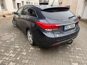 Hyundai i40 / 2013 / 221 000 km (6)