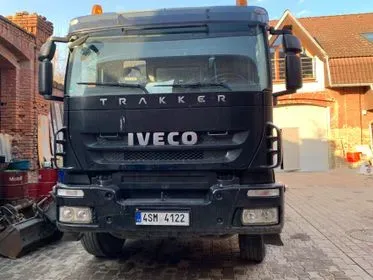 Iveco Trakker 450/ 8x4/ 2009/ 378 703 km/ Dump Truck/ Boardmatic (3)