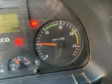 Iveco Trakker 450/ 8x4/ 2009/ 378 703 km/ Dump Truck/ Boardmatic (66)