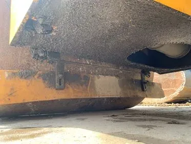 Caterpillar CB 34/ 2010/ vibratory roller (36)