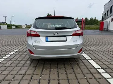 Hyundai i30 / 2016  (6)