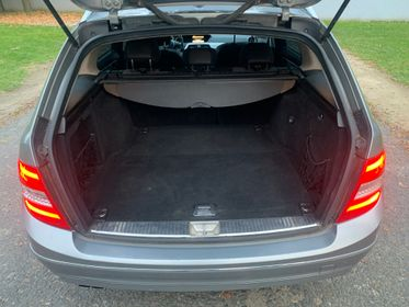 Mercedes Benz C200 CDI Combi / Avantgarde / 2011  (73)