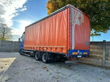 Volvo FH62R / 2004 / 1 895 100 km (3)