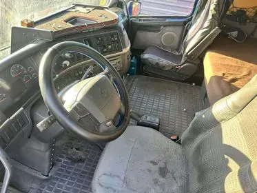Volvo FH62R / 2004 / 1 895 100 km (8)