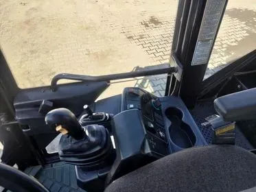 CAT 906 / 2002/ 10157 Motohours  (9)