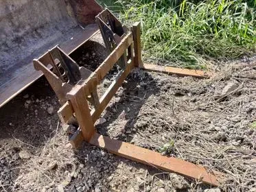 CAT 906 / 2002/ 10157 Motohours  (19)