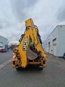JCB 3CX / 2019 / 6 300  m/h (4)