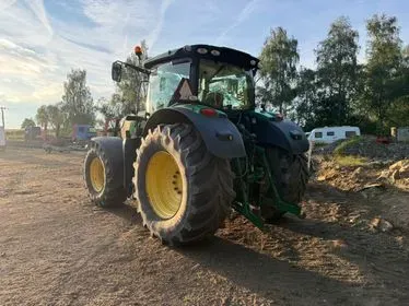 John Deere 6170r / 170 HP/ 9 360 hours/  2015 (7)