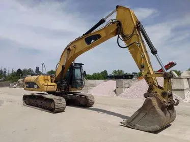 CATERPILLAR CAT 325 D/ 2008/ 21 876 mth  (2)