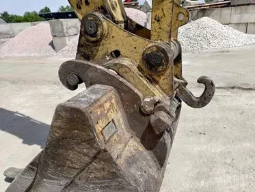 CATERPILLAR CAT 325 D/ 2008/ 21 876 mth  (6)