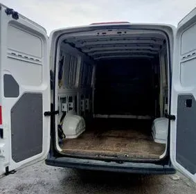 Volkswagen CRAFTER / 2020 / 398 484 km (6)