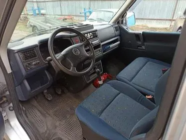 Volkswagen CARAVELLE TDB / 2007 / 450 000 km (8)