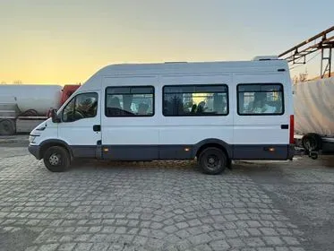 IVECO Daily 50C17 / 2006 / 578 200 km (8)