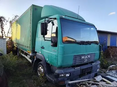 MAN LE 110 C /2001 / 1 200 000 km (3)