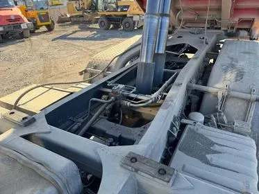 MAN TGS 35.440 / 2008 / 512 642 km (11)