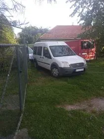 FORD TRANSIT CONNECT / 2009 / 300 000 km (2)