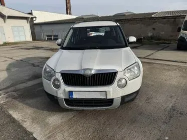 Škoda YETI / 2009 / 345 700 km (2)