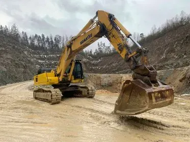 Komatsu  PC 450 LCHD- 8/ 2009/ 13 866mth  (8)