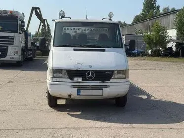 Mercedes-Benz 412 D / 1998 / 365 000 km (2)