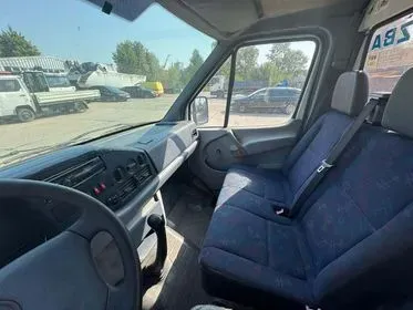 Mercedes-Benz 412 D / 1998 / 365 000 km (13)