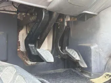 Mercedes-Benz 412 D / 1998 / 365 000 km (14)