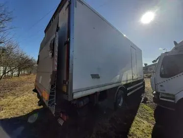 Renault Midlum 220.14 Light P4x2 / 2011 (3)