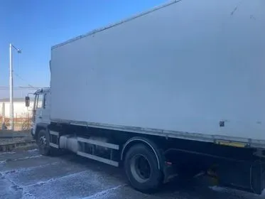 Volvo FL 618 / 1997 / 735 000 km (5)