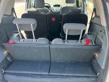 FORD GRAND C-MAX / 2012 / 333 000 km (10)